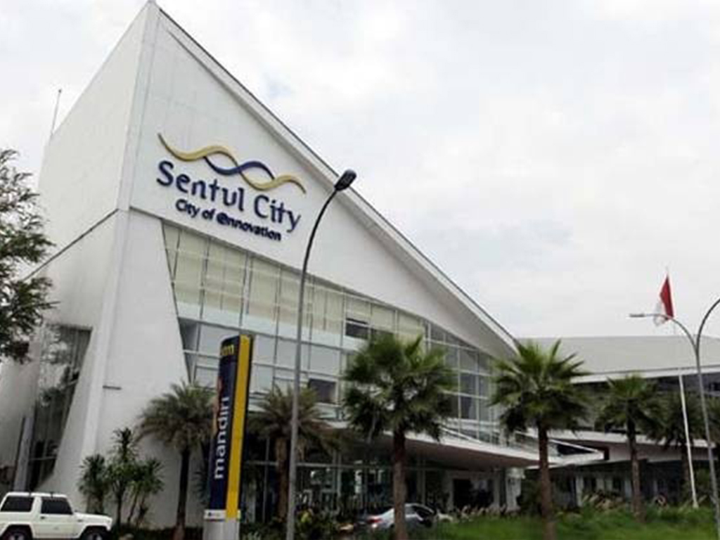 Cluster House Synthesis